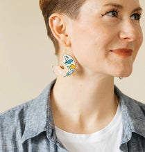 Load image into Gallery viewer, Soft Spring Dangle Earrings