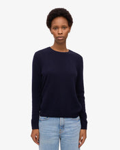 Load image into Gallery viewer, Women's Light Merino Wool Crew Sweater