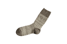 Load image into Gallery viewer, Nishiguchi Kutsushita, Wool, Made in Japan, Ethically Produced, Socks, Jaquard, Patterned, Grey