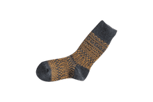 Load image into Gallery viewer, Nishiguchi Kutsushita, Wool, Made in Japan, Ethically Produced, Socks, Jaquard, Patterned, Navy, Blue