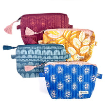 Load image into Gallery viewer, Handker Quilted Pouches
