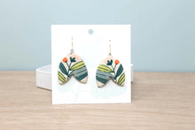 Load image into Gallery viewer, Leaves Dangle Earrings
