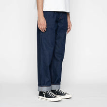 Load image into Gallery viewer, Men's Pleated Trousers - Vertical  Slub Denim