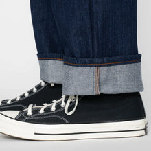 Load image into Gallery viewer, Men's Pleated Trousers - Vertical  Slub Denim