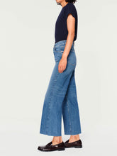 Load image into Gallery viewer, Hepburn Wide Leg High Rise Ankle Jeans - Driggs 27&quot; Inseam