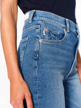 Load image into Gallery viewer, Hepburn Wide Leg High Rise Ankle Jeans - Driggs 27&quot; Inseam