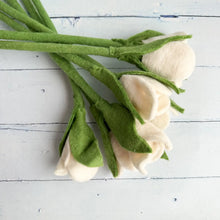 Load image into Gallery viewer, Felted Tulip Stem