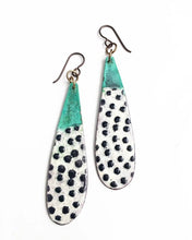 Load image into Gallery viewer, Black &amp; White Patina Teardrop Earrings