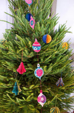 Load image into Gallery viewer, Baubles Vertical Wall Hanging