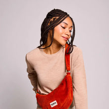 Load image into Gallery viewer, Andrea Velvet Waist Bag