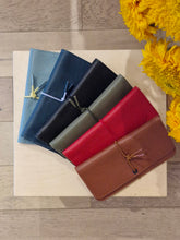 Load image into Gallery viewer, KNOT Leather Wallet Wide