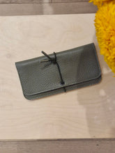 Load image into Gallery viewer, KNOT Leather Wallet Wide