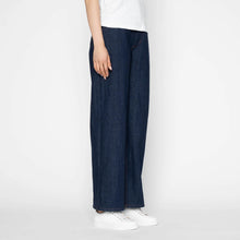 Load image into Gallery viewer, Maudie - Vertical Slub - Indigo