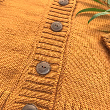 Load image into Gallery viewer, Merino Wool Knit Cardigan