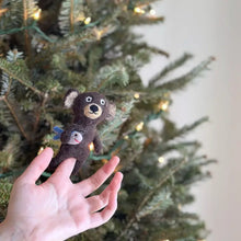 Load image into Gallery viewer, Grizzly Bear  Finger Puppet