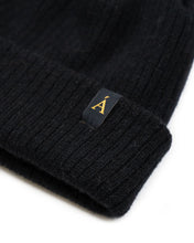 Load image into Gallery viewer, Recycled Cashmere Beanie