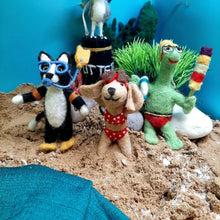 Load image into Gallery viewer, Snorkelling Cat Decoration