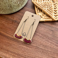 Load image into Gallery viewer, Maroon Cut Oval Clay Earrings