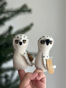 Snowy Owl Finger Puppet