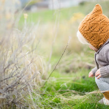 Load image into Gallery viewer, Merino Wool Knit Bonnet