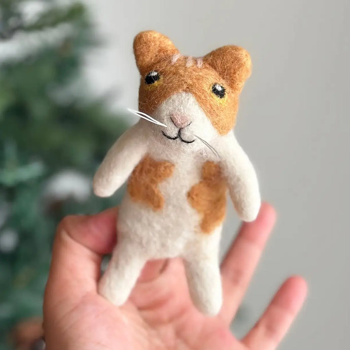 Curly the Ginger Cat Finger Puppet