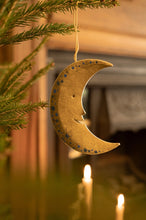 Load image into Gallery viewer, Man on the Moon Screen Printed Board Decoration