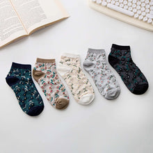 Load image into Gallery viewer, Lightweight Floral Embroidered Ankle Socks