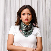 Load image into Gallery viewer, Cotton Silk Bandana - Paro