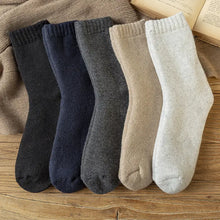 Load image into Gallery viewer, Men&#39;s Knitted Cozy Wool Socks