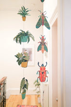 Load image into Gallery viewer, Insects Vertical Wall Hanging