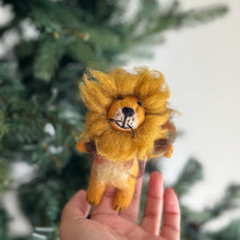 Load image into Gallery viewer, Fluffy Lion Finger Puppet