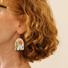 Load image into Gallery viewer, Arch Flora Dangle Earrings