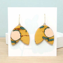 Load image into Gallery viewer, Protea Dangle Earrings