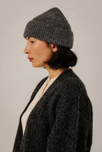 Load image into Gallery viewer, Baby Alpaca Rib Beanie