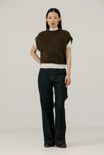 Load image into Gallery viewer, Alpaca Iris Vest