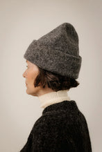 Load image into Gallery viewer, Baby Alpaca Andes Beanie