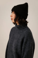 Load image into Gallery viewer, Baby Alpaca Andes Beanie