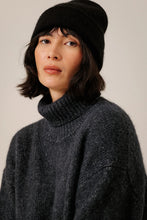 Load image into Gallery viewer, Baby Alpaca Andes Beanie