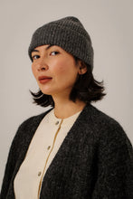Load image into Gallery viewer, Baby Alpaca Rib Beanie