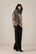 Load image into Gallery viewer, Baby Alpaca Travel Wrap