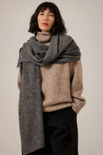 Load image into Gallery viewer, Baby Alpaca Travel Wrap