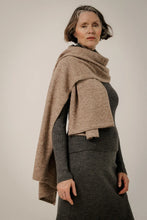 Load image into Gallery viewer, Baby Alpaca Travel Wrap
