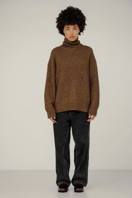 Uma Rollneck