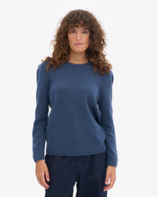 Load image into Gallery viewer, Women&#39;s Classic Merino Wool Crew Sweater