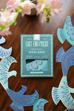 Load image into Gallery viewer, Peace Doves Concertina Garland