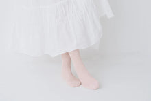 Load image into Gallery viewer, Hakne Linen Ribbed Socks