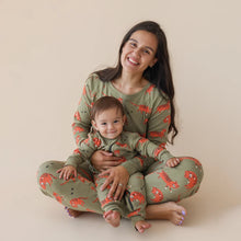 Load image into Gallery viewer, Women's Organic Pajama Set - LS Top and Pants