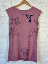 Load image into Gallery viewer, Simple Tee  - Heather Rose Floral with Hummingbirds