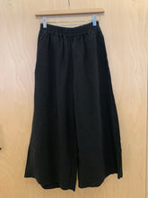 Load image into Gallery viewer, Cecelia Culottes