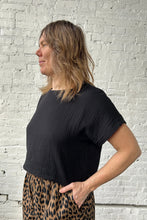 Load image into Gallery viewer, Cropped Saskia Top